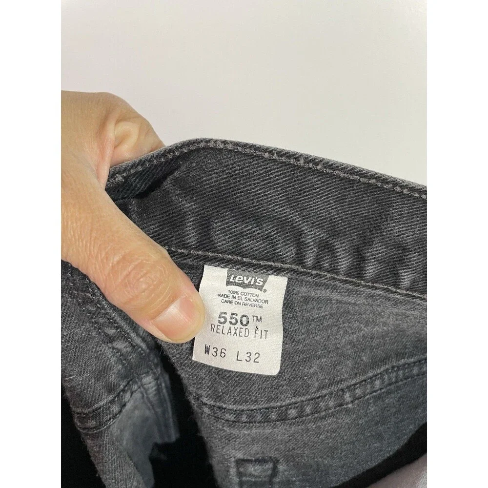 Vtg Levis 550 Jeans Men 36x32 Black Straight Relaxed Loose Y2K Denim Grunge 2002